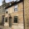 Number 6 Stamford - Boutique Grade II Listed Townhouse
