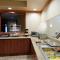 Best Western Golden Prairie Inn and Suites