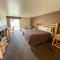 Sisters Inn & Suites Sisters Inn & Suites