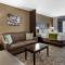 Comfort Inn & Suites Tualatin - Lake Oswego South