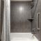 Comfort Inn & Suites Tualatin - Lake Oswego South