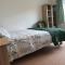 Nyth Y Wiwer, Spacious and Peaceful Bungalow Near Harlech