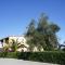 Villa Rosa Apartments