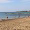 Cyking 2 bed Apartment with pool & 10 min to beach