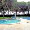 BRAVAHOLIDAYS-320-Condal