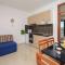 Apartmani Kremena small beach 200m - Klek