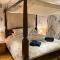 Lake District romantic get away in 1 acre gardens off M6