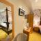 Lake District romantic get away in 1 acre gardens off M6