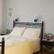 Vrohaki Studios & Rooms