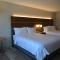 Holiday Inn Express Hotel & Suites Rochester by IHG