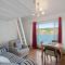 Two Lakefront Homes - Main Home & Private Floating Home - Harrison