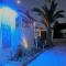 Santorini Camping & Hostel - Fira