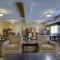 Holiday Inn Express Hotel & Suites Kansas City Sports Complex by IHG