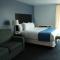 Travelodge by Wyndham Waters Edge Hotel - Racine