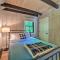 Sleek Cabin with Deck, 8 Miles to Mount Snow and Hikes - 威尔明顿