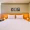 Wonderful 1BR Apartment at Mustika Golf Residence with Golf View By Travelio