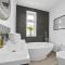 Clarence House-Windsor-Parking-5 bed