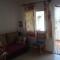 Impressive in ground floor with terrace of 2 rooms and pool