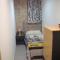 Impressive in ground floor with terrace of 2 rooms and pool