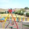 Impressive in ground floor with terrace of 2 rooms and pool