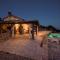 Heritage Stonehouse Jure