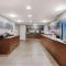La Quinta by Wyndham Baltimore BWI Airport - لينثيكوم هايتس