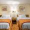 Econo Lodge Inn & Suites - Stevens Point