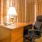 University Inn & Suites - ستيفنز بوينت