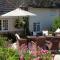 Yalbury Cottage