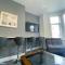 Mayfair Suite - 3x Bathrooms Close to Seafront