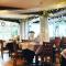 The WatersEdge, Canal Cottages