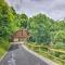 Mountain-View Maggie Valley Home with 2 Decks! - 韦恩斯维尔