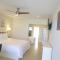 Diane Oceanfront Suites