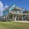 2 Blocks to Gulf Surfside Beach Family Home!