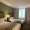 Country Inn & Suites by Radisson, San Jose International Airport, CA