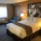 Super 8 by Wyndham Lynnwood