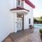 Villa Willow Mandali by Ezoria Villas