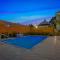 Spacious 5 BR Retreat - Pool - Near It All!