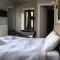 Tsarbou Guesthouse