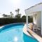 Chalet a 150m de la playa y piscina privada - Cala en Bosch