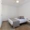 Chalet a 150m de la playa y piscina privada