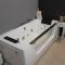 Jacuzzi apartament by parmacentro b&b