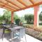 La Casa Fra gli Ulivi luxury apartments with pool near Cinque Terre and Tuscany