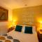 Hollybush Inn