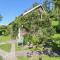Lower Dolgenau- The Cottage