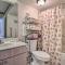 Oceanfront Daytona Beach Studio with Balcony