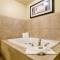Cobblestone Inn & Suites Cambridge - Cambridge
