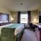 Cobblestone Inn & Suites - Rugby - Rugby