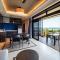 One Suite THE TERRACE