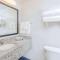 La Quinta by Wyndham Clifton/Rutherford